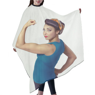 Personality  Woman Biceps Show-off Hair Cutting Cape