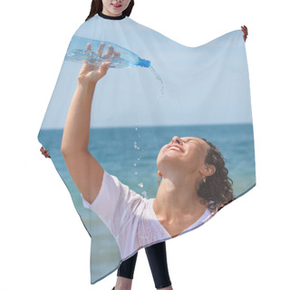 Personality  Girl With Bottle Of Water Hair Cutting Cape