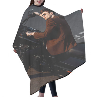 Personality  Motorcyclist In Brown Jacket And Sunglasses Sitting On Motorcycle And Holding Handlebars Hair Cutting Cape