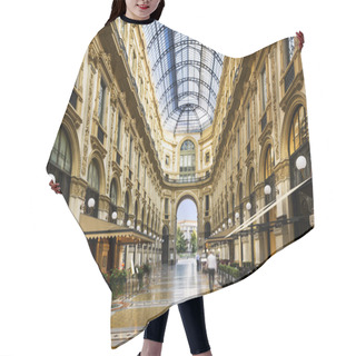 Personality  In The Heart Of Milan, Italy Hair Cutting Cape