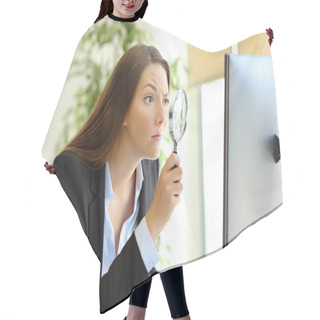 Personality  Suspicious Office Worker Checking Online Content On Computer Using A Magnifying Glass Hair Cutting Cape