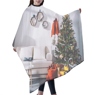Personality  Christmas Tree And Gifts Hair Cutting Cape