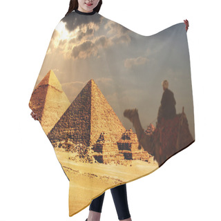 Personality  Giza Pyramids, Cairo, Egypt Hair Cutting Cape