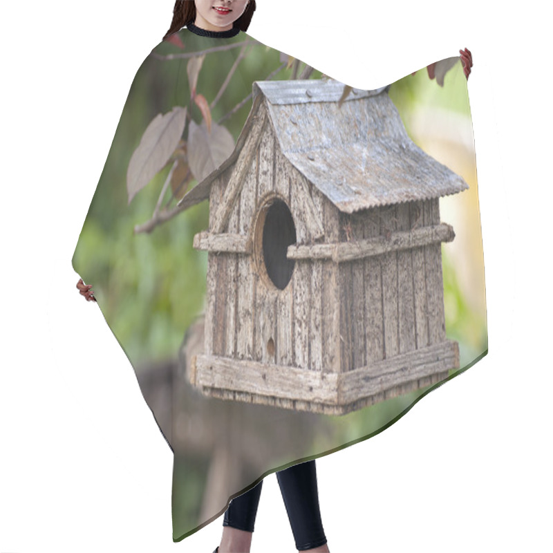 Personality  Hanging bird house hair cutting cape