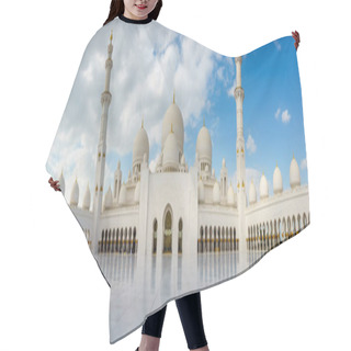 Personality  Panoramic View Of Inner Court Of Sheikh Zayed Grand Mosque In Abu Dhabi, UAE Hair Cutting Cape