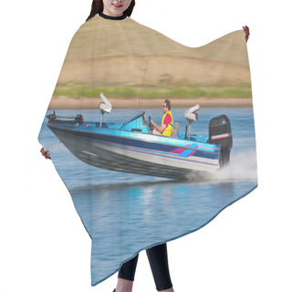 Personality  Fast Boat Hair Cutting Cape