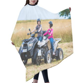 Personality  Couple Driving Off-road  Hair Cutting Cape