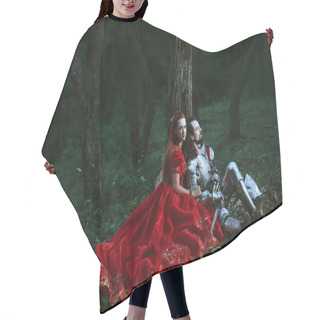 Personality  Medieval Knight With Lady Hair Cutting Cape