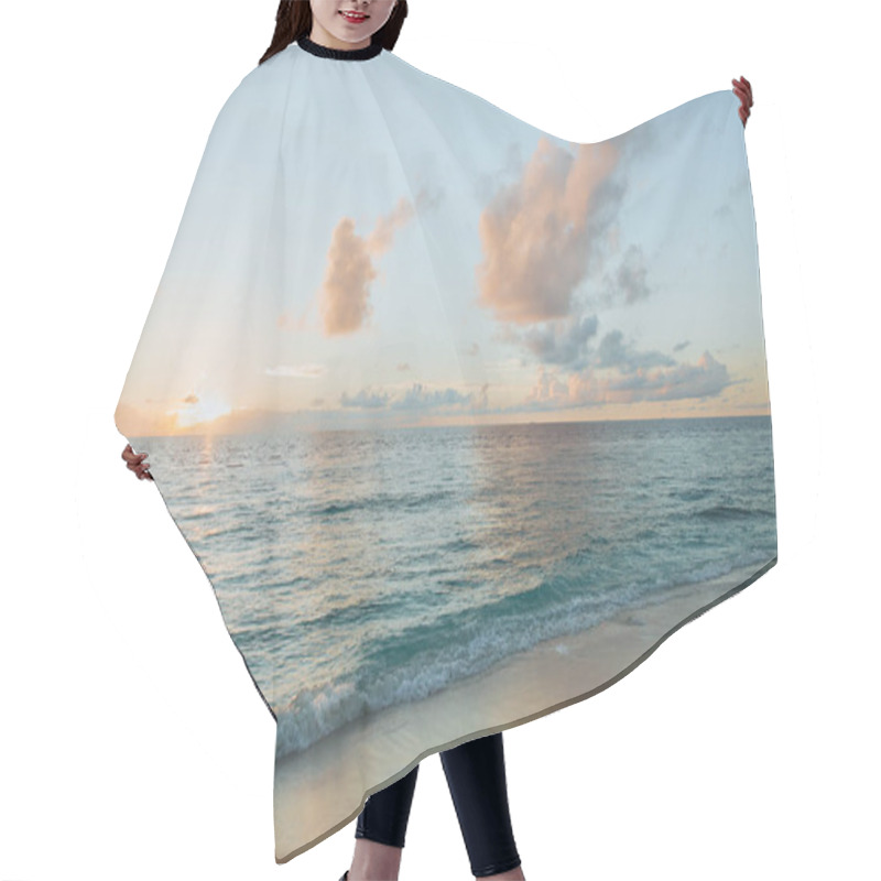 Personality  Seascape Hair Cutting Cape