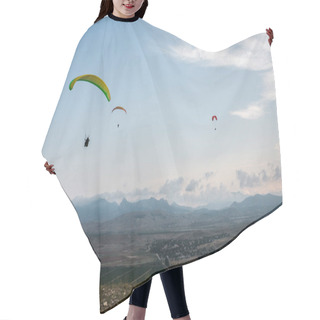 Personality  People Flying On Paraplanes Hair Cutting Cape