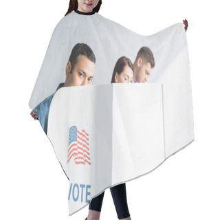 Personality  Indian Man Looking At Camera From Polling Booth Near Multicultural Electors On Blurred Background Hair Cutting Cape