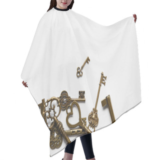 Personality  Top View Of Vintage Keys In Stack On White Background Hair Cutting Cape