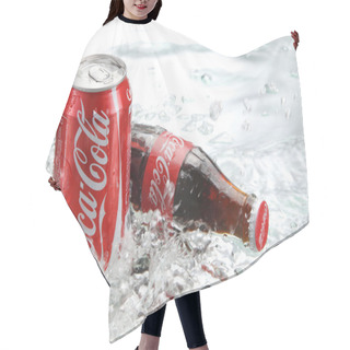 Personality  Coca Cola Bottles Hair Cutting Cape
