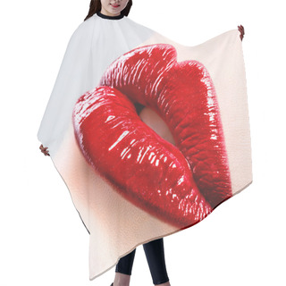 Personality  Beautiful Female With Red Shiny Lips Close Up Hair Cutting Cape