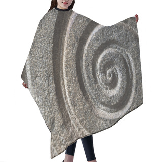Personality  Spiral Pattern Carved In Stone Hair Cutting Cape