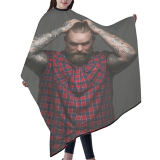 Personality  Men With Beard And Tattos On Hands Hair Cutting Cape
