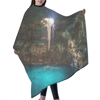 Personality  Ik-Kil Cenote With Pond  Hair Cutting Cape