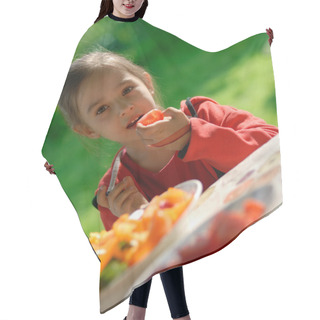 Personality  The Girl Eats A Tomato Hair Cutting Cape