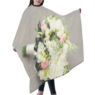 Personality  Wedding Bouguet Of Flowers  Hair Cutting Cape