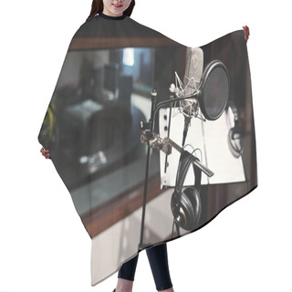 Personality  Modern Microphone In Recording Studio Hair Cutting Cape