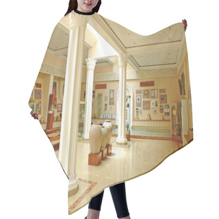 Personality  Inside Of A Museum Hair Cutting Cape