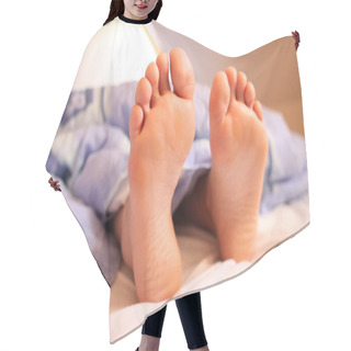 Personality  Bare Feet In Bed Hair Cutting Cape