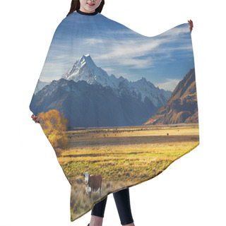 Personality  Mount Cook, Canterbury, New Zealand Hair Cutting Cape