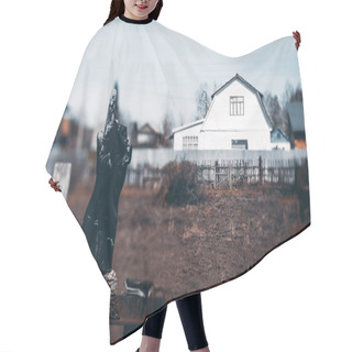 Personality  Rubber Glove On Fence, Garden And White Summer House Hair Cutting Cape