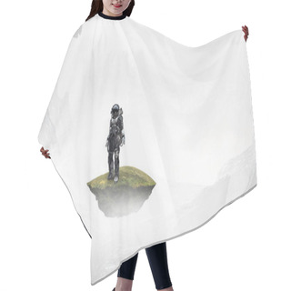 Personality  Astronaut On The Other Planet Hair Cutting Cape