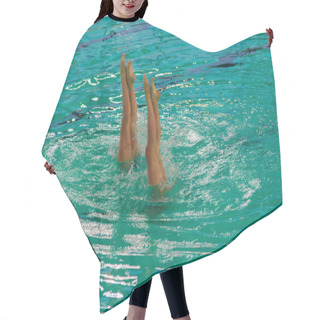 Personality  Exhibition Of Synchronized Swimming Hair Cutting Cape