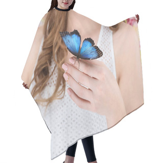 Personality  Cropped Shot Of Woman With Beautiful Blue Butterfly On Hand Hair Cutting Cape