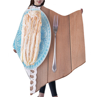 Personality  Napoleon Cake With Tea Hair Cutting Cape
