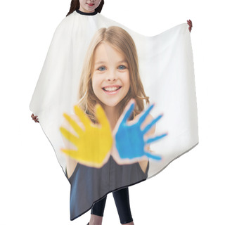 Personality  Girl Showing Painted Hands Hair Cutting Cape