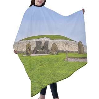Personality  A Close-up View Of Newgrange, Ireland Hair Cutting Cape