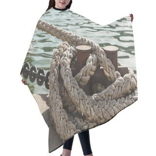 Personality  Mooring Bollard Hair Cutting Cape