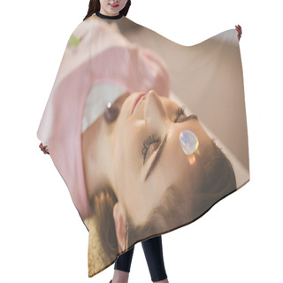 Personality  Young Woman At Crystal Healing Session Hair Cutting Cape