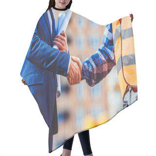 Personality  Builder And Businessman Shaking Hands Hair Cutting Cape