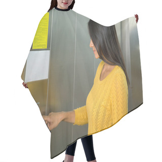 Personality  Businesswoman Pushing Elevator Button Hair Cutting Cape