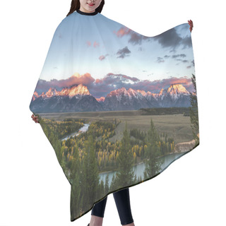 Personality  Snake River Overlook Hair Cutting Cape
