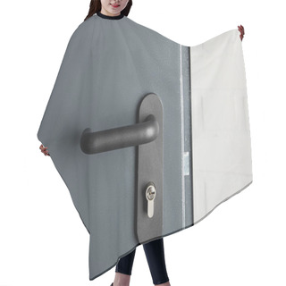 Personality  Clean Metal Door With Black Handle After Disinfection Hair Cutting Cape
