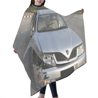 Personality  Wrecked Car Hair Cutting Cape