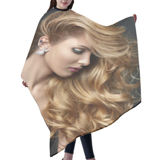 Personality  Woman With Amazing Hair Hair Cutting Cape