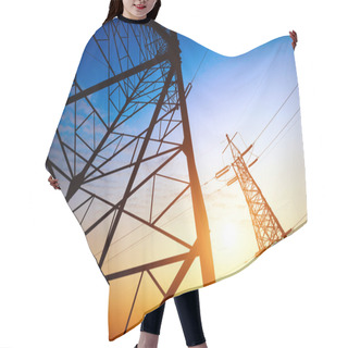 Personality  High Voltage Post Hair Cutting Cape