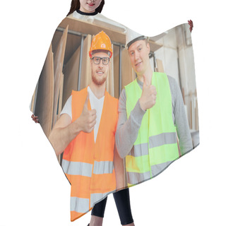 Personality  Carpenters Wearing Safety Uniforms Hair Cutting Cape