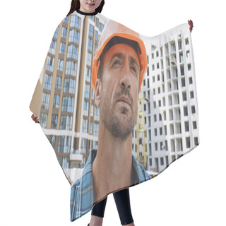 Personality  Handsome Builder Looking Away On Construction Site Hair Cutting Cape