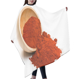 Personality  Paprika Powder In Wooden Bowl Hair Cutting Cape