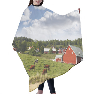 Personality  Small Red Farm Houses Hair Cutting Cape