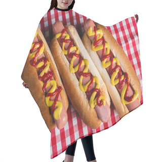 Personality  Top View Of Delicious Hot Dogs With Mustard And Ketchup On Plaid Tablecloth Hair Cutting Cape