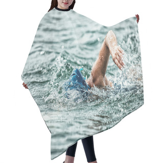 Personality  Female Athlete Swimming Long Distance Hair Cutting Cape