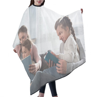 Personality  Parents Teaching Kids Read At Home Hair Cutting Cape